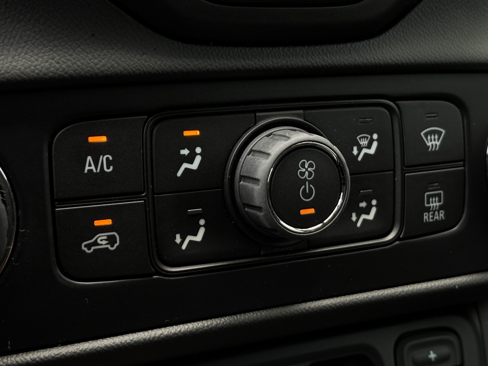 Used 2019 GMC Terrain Denali FWD image 26