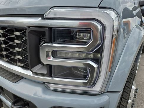 Used 2026 Ford F450 Platinum w/ FX4 Off-Road Package AWD/4WD image 6
