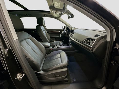 Used 2023 Audi Q5 2.0T Premium w/ Convenience Package image 34