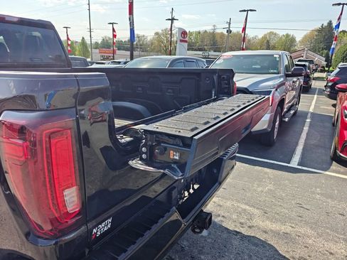 Used 2023 GMC Sierra 2500 AT4 w/ Gooseneck/5TH Wheel Package AWD/4WD image 8