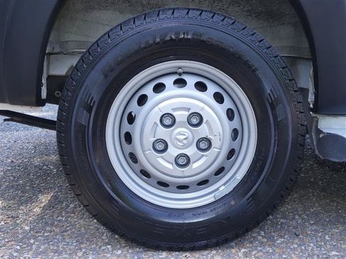 Used 2025 RAM ProMaster 2500 w/ U-Haul Equipment Group FWD image 25