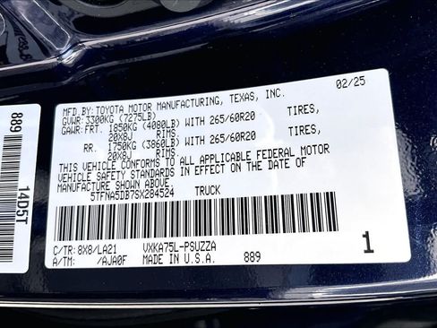 Used 2025 Toyota Tundra Platinum AWD/4WD image 37