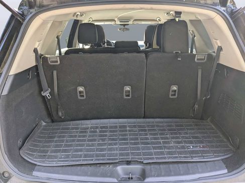 Used 2023 Nissan Pathfinder SV FWD image 12
