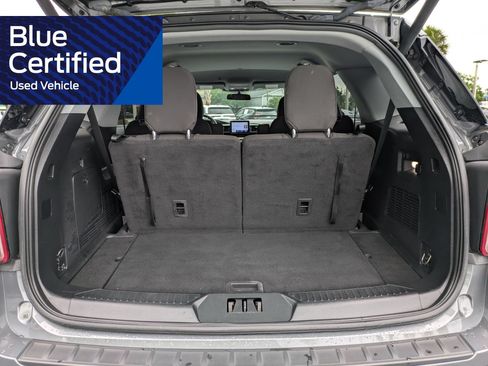 Certified 2023 Ford Explorer XLT AWD/4WD image 13
