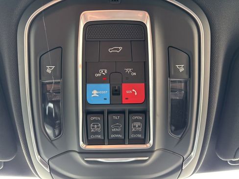 New 2026 Jeep Cherokee Limited AWD/4WD image 75