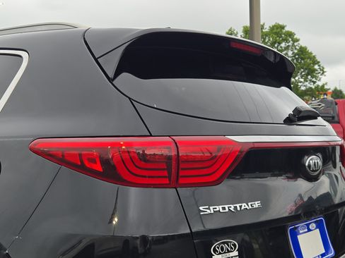 Used 2018 Kia Sportage EX w/ EX Sport Appearance Package FWD image 10
