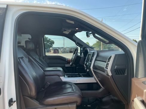 Used 2020 Ford F350 King Ranch w/ Chrome Package AWD/4WD image 18