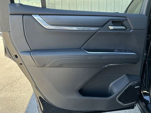 New 2026 GMC Acadia Elevation w/ Black Edition image 29