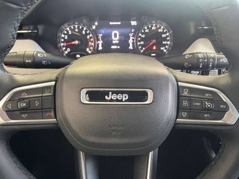 Used 2025 Jeep Compass Limited AWD/4WD image 27