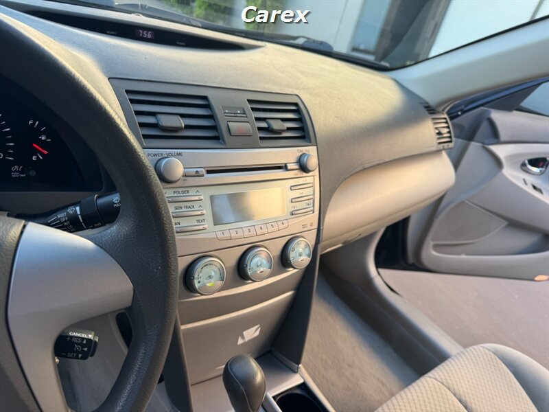 Used 2007 Toyota Camry LE FWD image 18