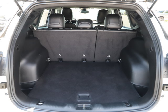 Used 2025 Jeep Compass Limited AWD/4WD image 8