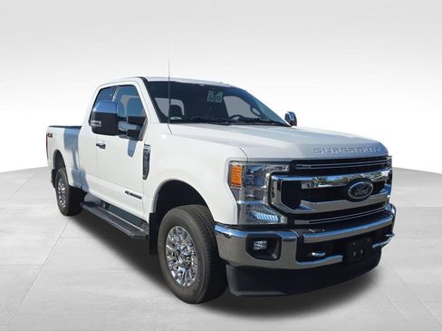 Used 2022 Ford F250 XLT w/ XLT Premium Package AWD/4WD image 1