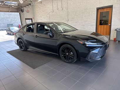 Used 2025 Toyota Camry SE w/ Convenience Package