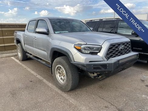 Used 2021 Toyota Tacoma TRD Off-Road w/ Technology Package RWD image 5