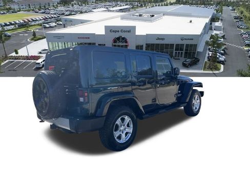 Used 2011 Jeep Wrangler Unlimited 70th Anniversary w/ Connectivity Group AWD/4WD image 19