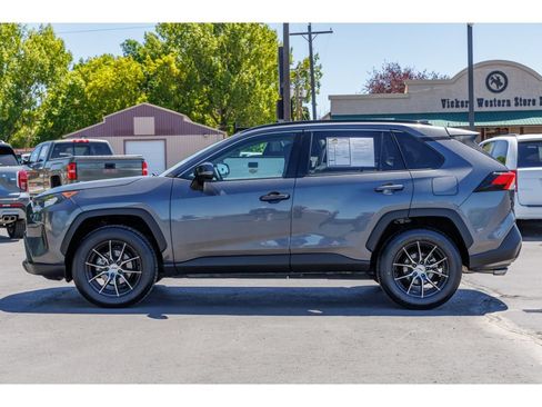 Used 2021 Toyota RAV4 LE AWD/4WD image 6