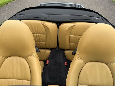 Used 2003 Porsche 911 Carrera RWD image 37