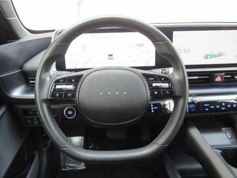 Used 2023 Hyundai Ioniq 6 SEL image 35