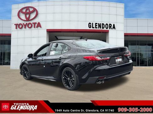 New 2026 Toyota Camry SE FWD image 7
