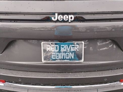 New 2026 Jeep Grand Cherokee Laredo image 13