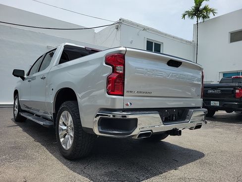 Used 2021 Chevrolet Silverado 1500 LTZ w/ Z71 Off-Road Package AWD/4WD image 12