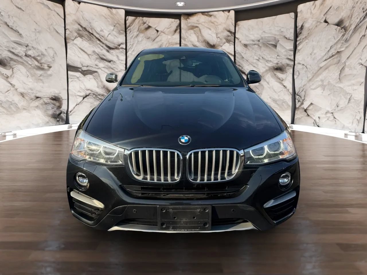 Used 2018 BMW X4 xDrive28i AWD/4WD image 2