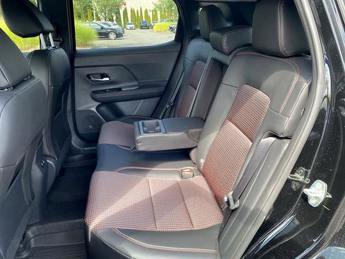 New 2025 Nissan Kicks SR w/ Interior Electronics Package image 19