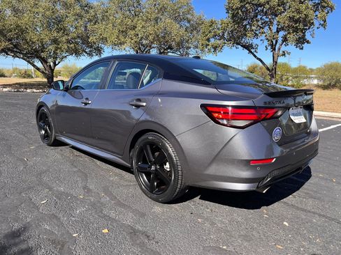 Used 2023 Nissan Sentra SR w/ Midnight Edition Package image 4