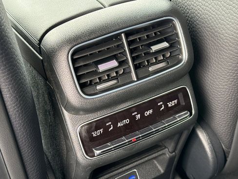 New 2026 Mercedes-Benz GLS 450 4MATIC image 24