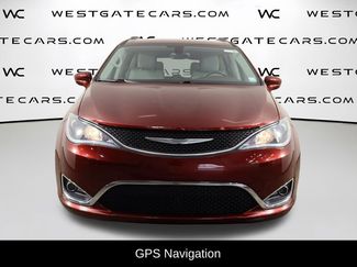 Used 2017 Chrysler Pacifica Touring-L Plus video 2