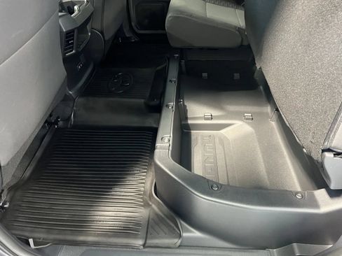 Used 2025 Toyota Tundra SR5 AWD/4WD image 18