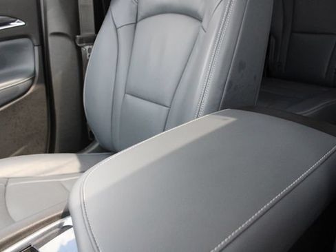 Used 2021 Buick Enclave Premium w/ Sun and Sites Package FWD image 20