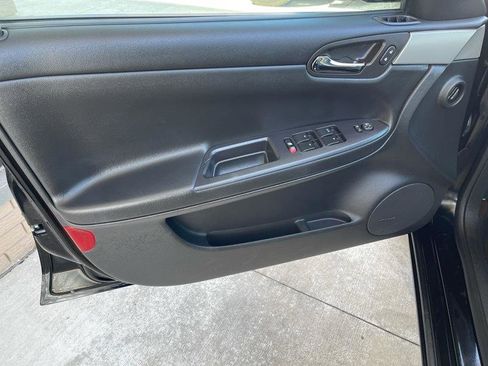Used 2008 Chevrolet Impala SS w/ Convenience Package image 27