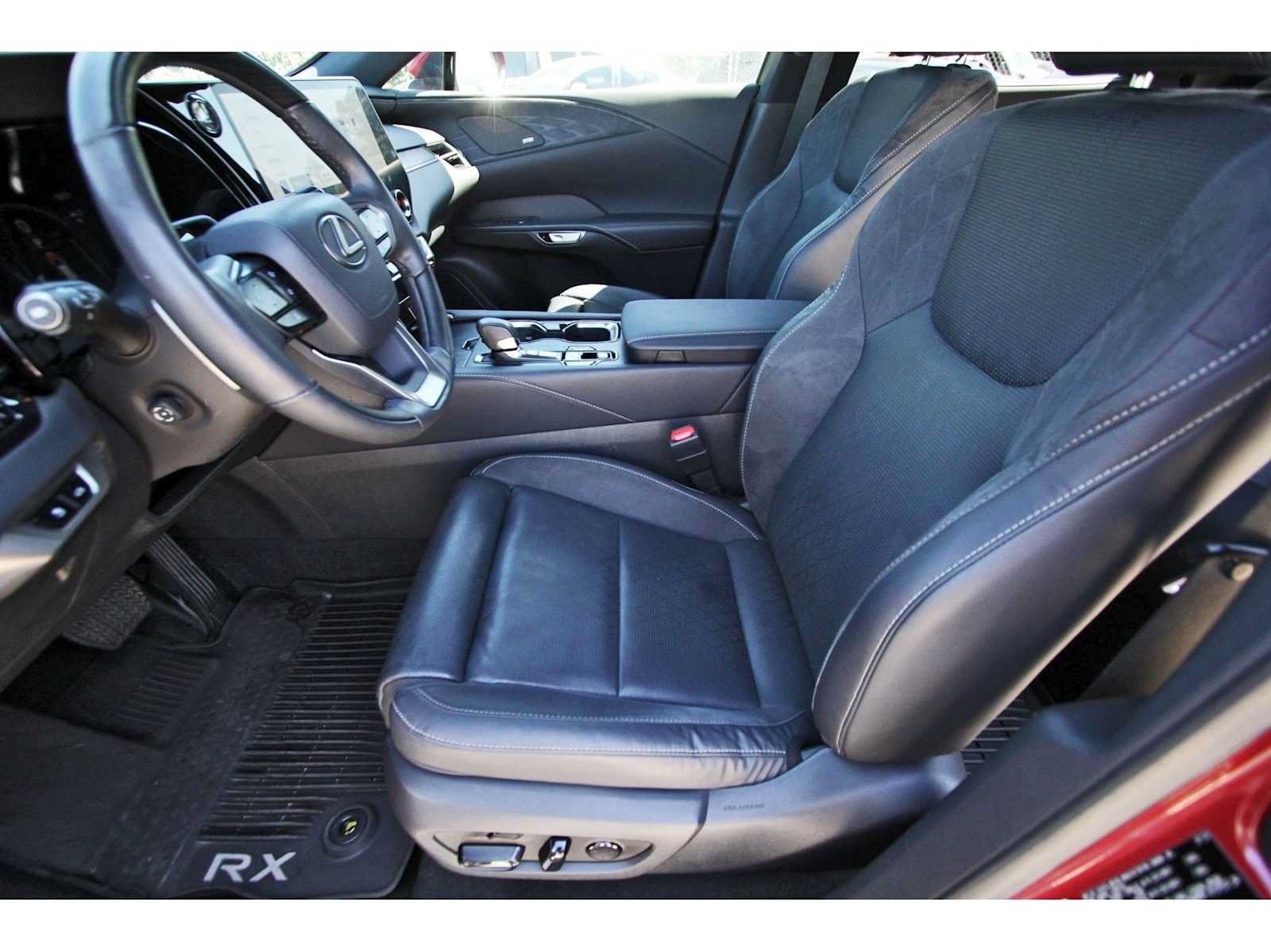 Used 2023 Lexus RX 350 FWD w/ Cold Area Package image 10