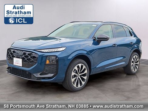 New 2026 Audi Q3 quattro 2.0T AWD/4WD image 1
