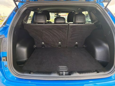 Used 2024 Jeep Compass Latitude image 34