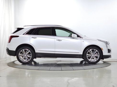 Used 2021 Cadillac XT5 Premium Luxury AWD/4WD image 8