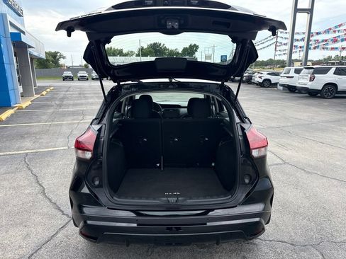 Used 2024 Nissan Kicks SV FWD image 6