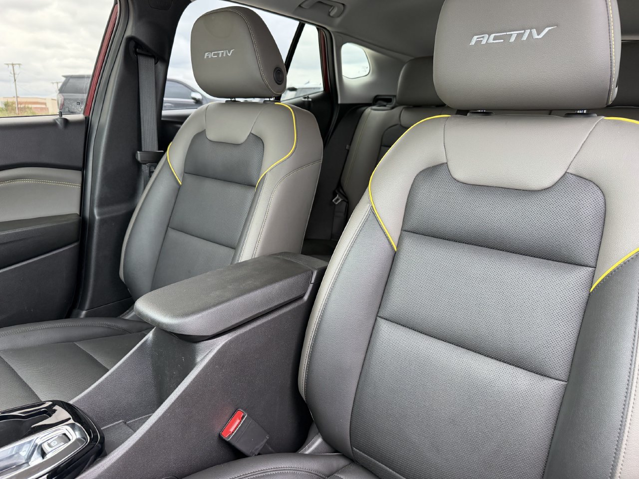 Certified 2024 Chevrolet Trax ACTIV w/ Sunroof Package FWD image 24