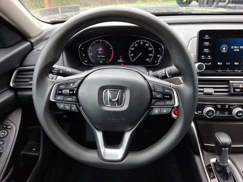 Used 2020 Honda Accord LX image 17