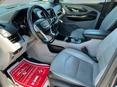 Used 2019 GMC Terrain SLT image 13