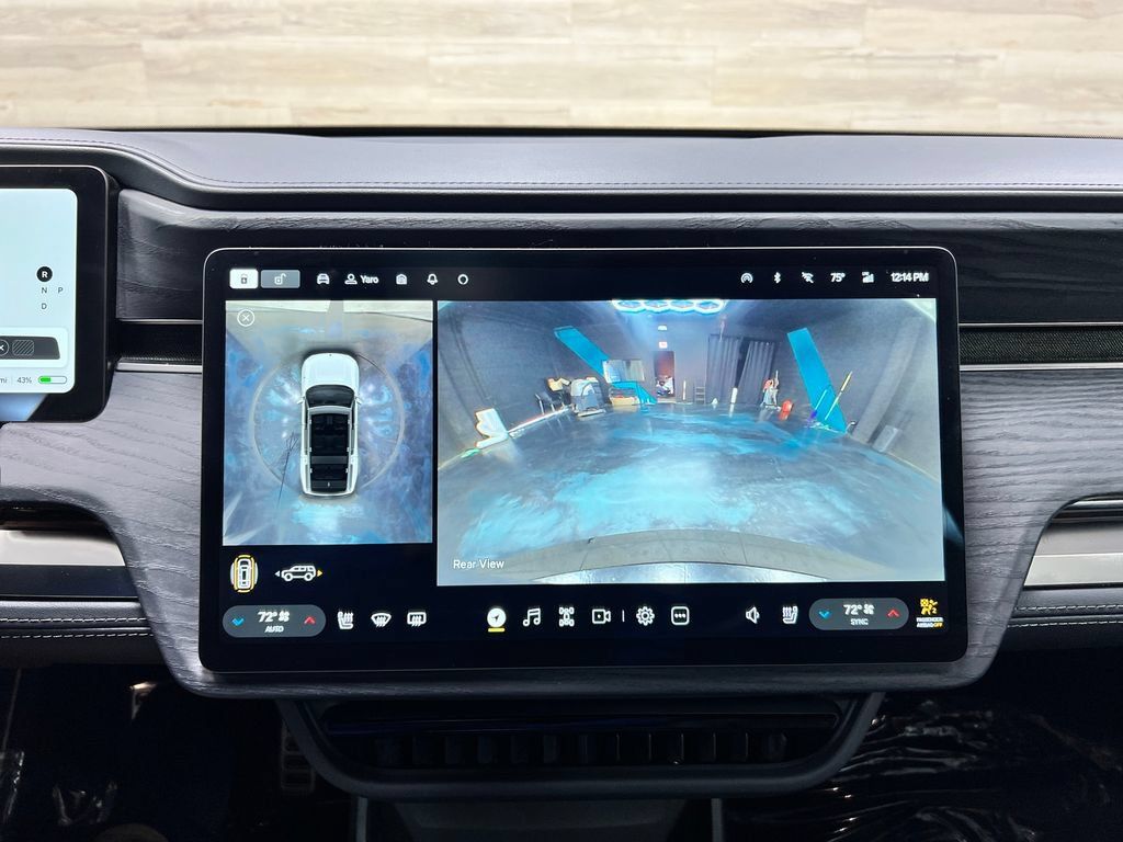 Used 2023 Rivian R1S Adventure Quad AWD/4WD image 26