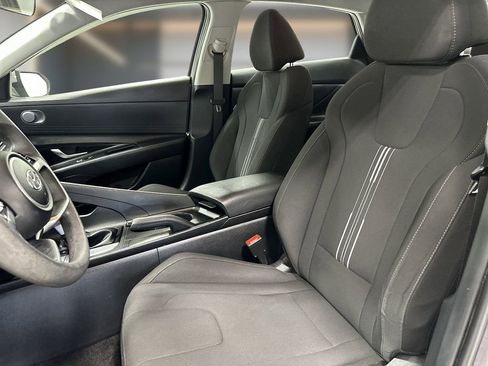 Certified 2023 Hyundai Elantra SEL FWD image 13