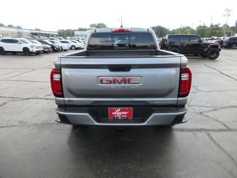 Used 2024 GMC Canyon Denali AWD/4WD image 7