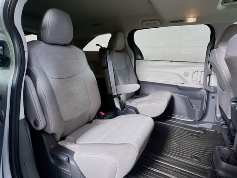 Certified 2024 Toyota Sienna LE w/ LE Plus Package AWD/4WD image 23