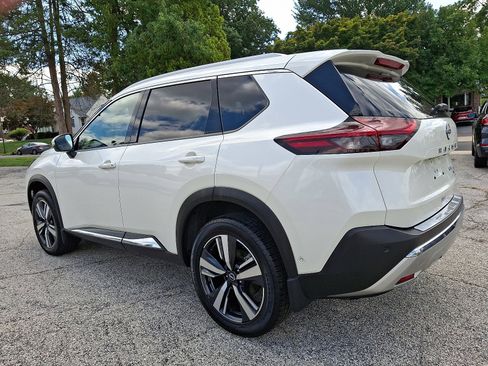 Certified 2022 Nissan Rogue Platinum w/ Head-Up Display Package image 4