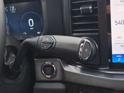 New 2026 Ford F350 Platinum w/ FX4 Off-Road Package image 32