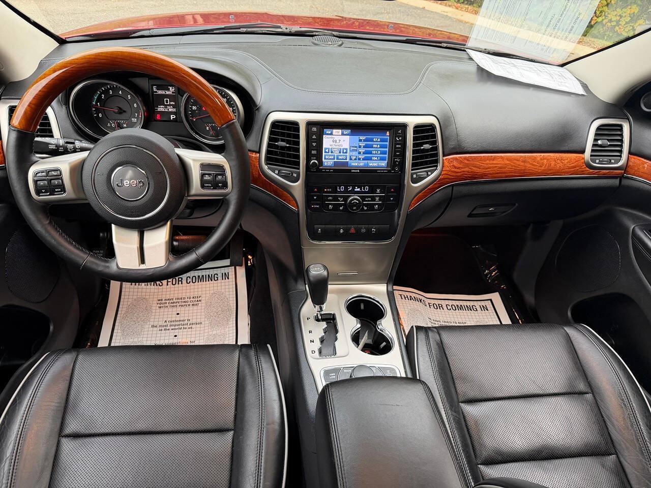 Used 2011 Jeep Grand Cherokee Overland AWD/4WD image 21