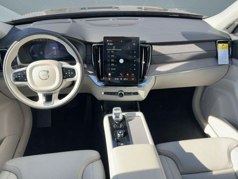 New 2026 Volvo XC90 B6 Ultra w/ Protection Package image 16