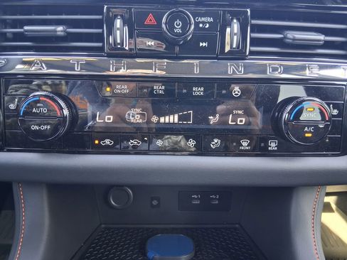 New 2026 Nissan Pathfinder Rock Creek w/ Rock Creek Premium Package AWD/4WD image 21
